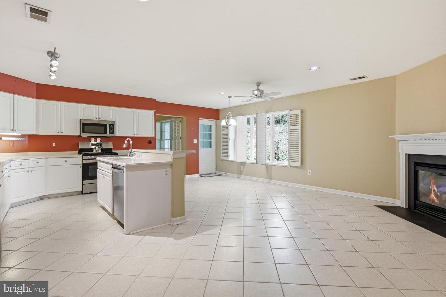 661 Straffan #102 photo 11