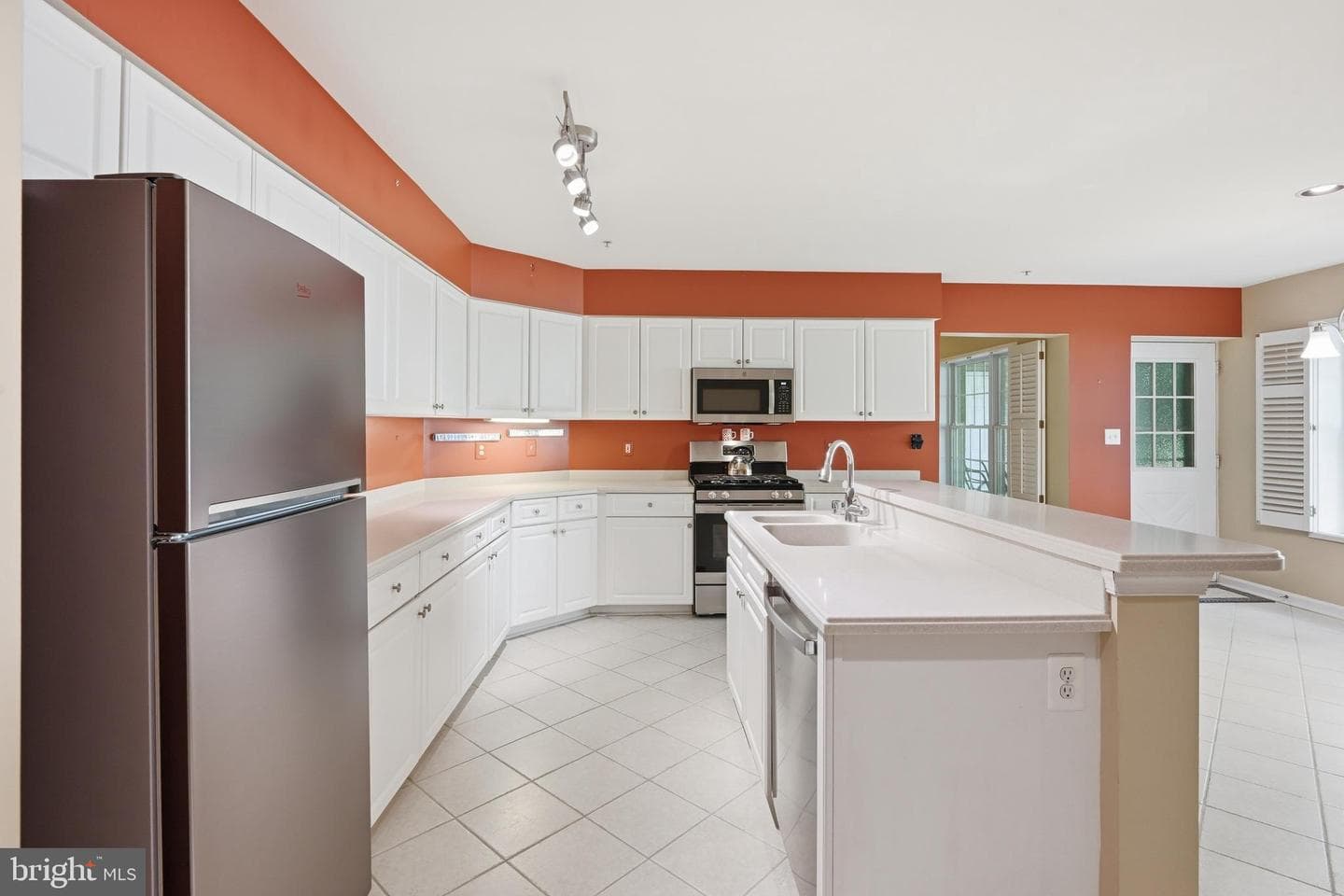 661 Straffan #102 photo 12
