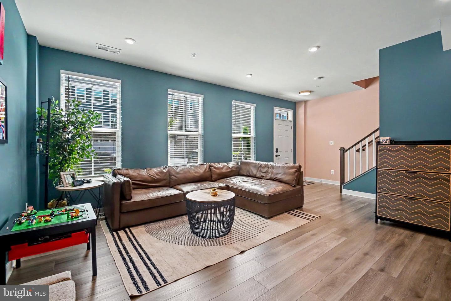 10835 Beckenham Street photo 3