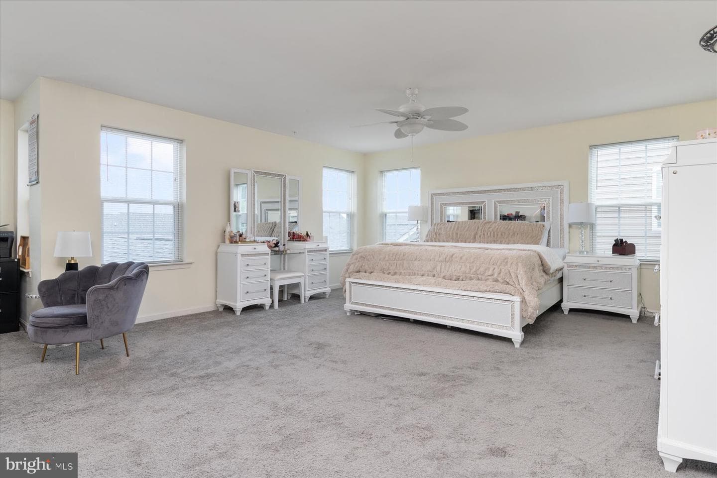512 Whinstone Drive photo 20