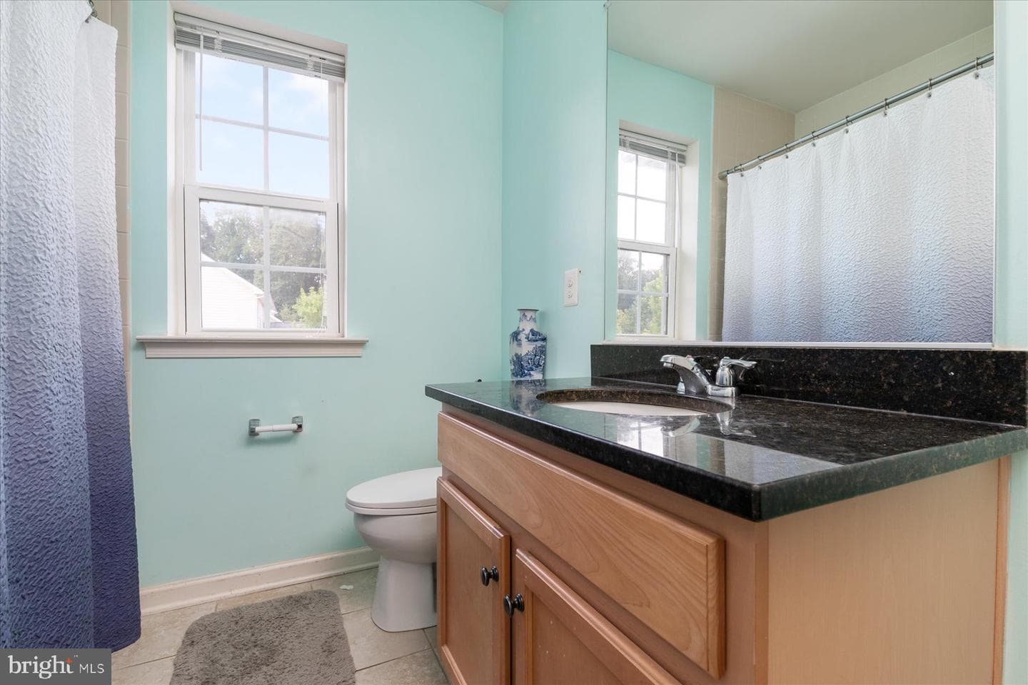512 Whinstone Drive photo 30