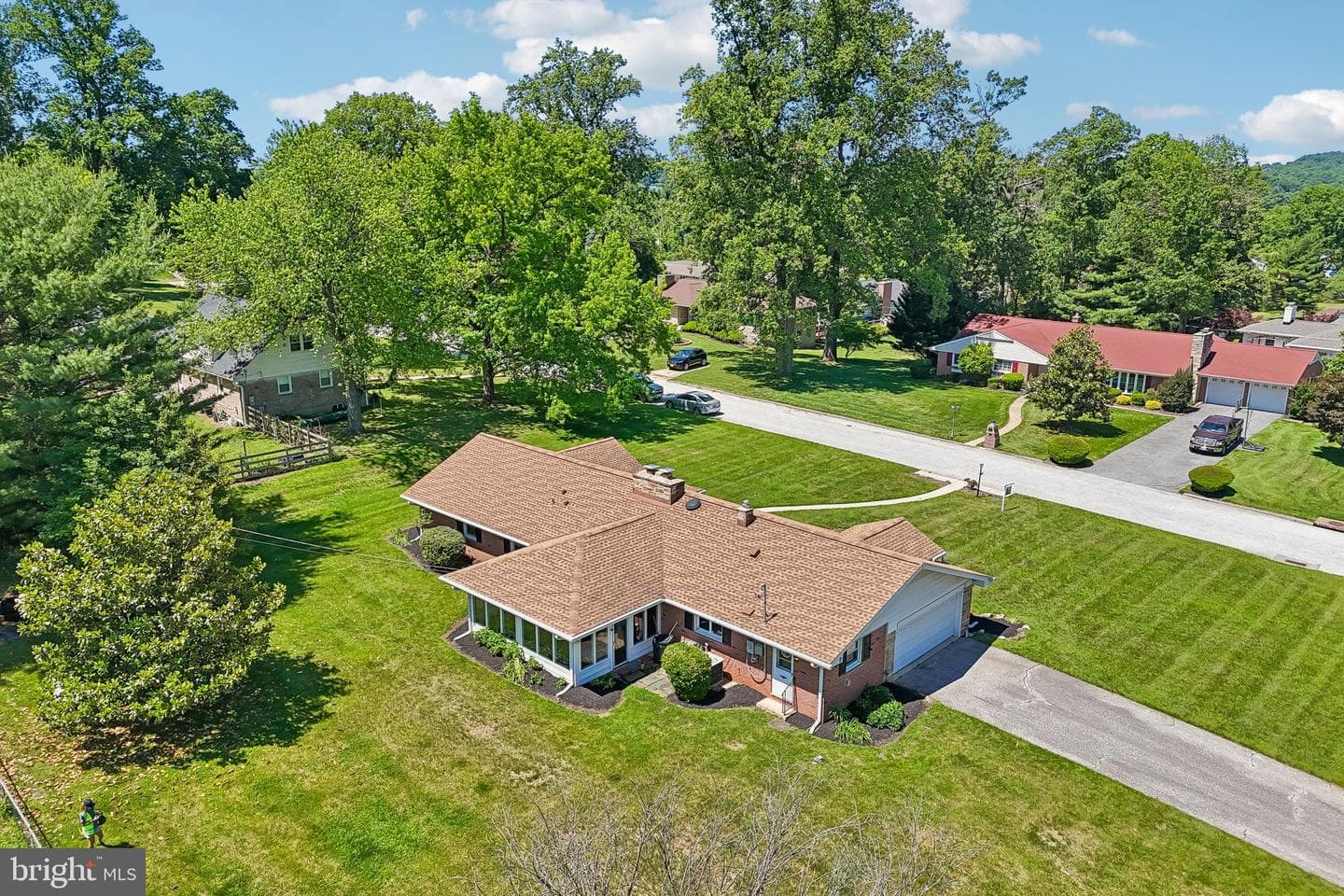 1203 Nuwood Drive photo 33