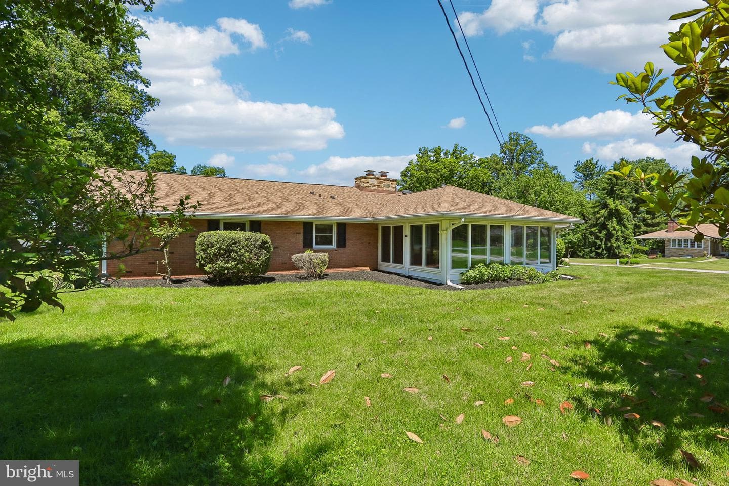 1203 Nuwood Drive photo 5
