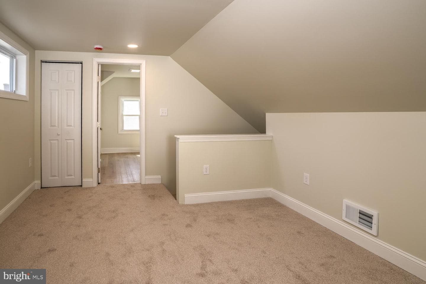 404 S Marlyn photo 21