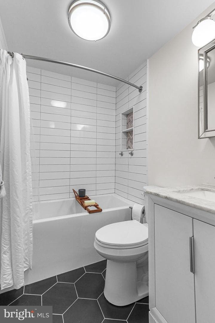 28 Melken Court #7g photo 18