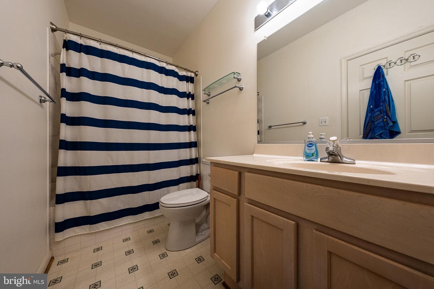 5000 Hollington Drive #301 photo 16