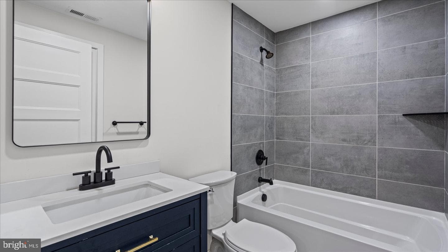 2302 Taylor Avenue photo 24