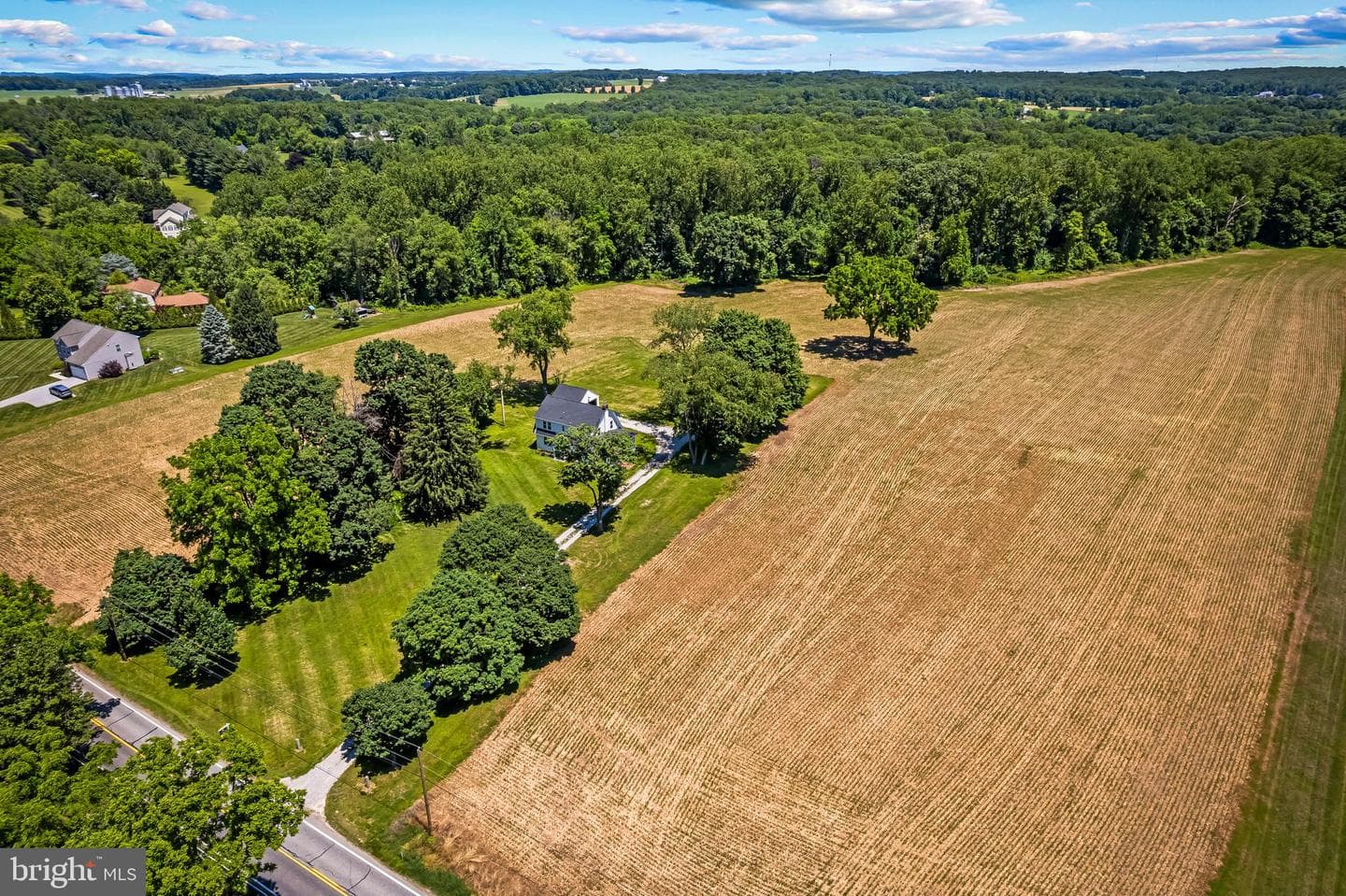 17011 Troyer Road photo 29