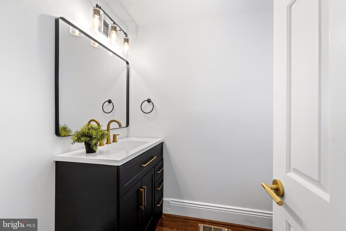 2318 Shaded Brook Drive photo 31