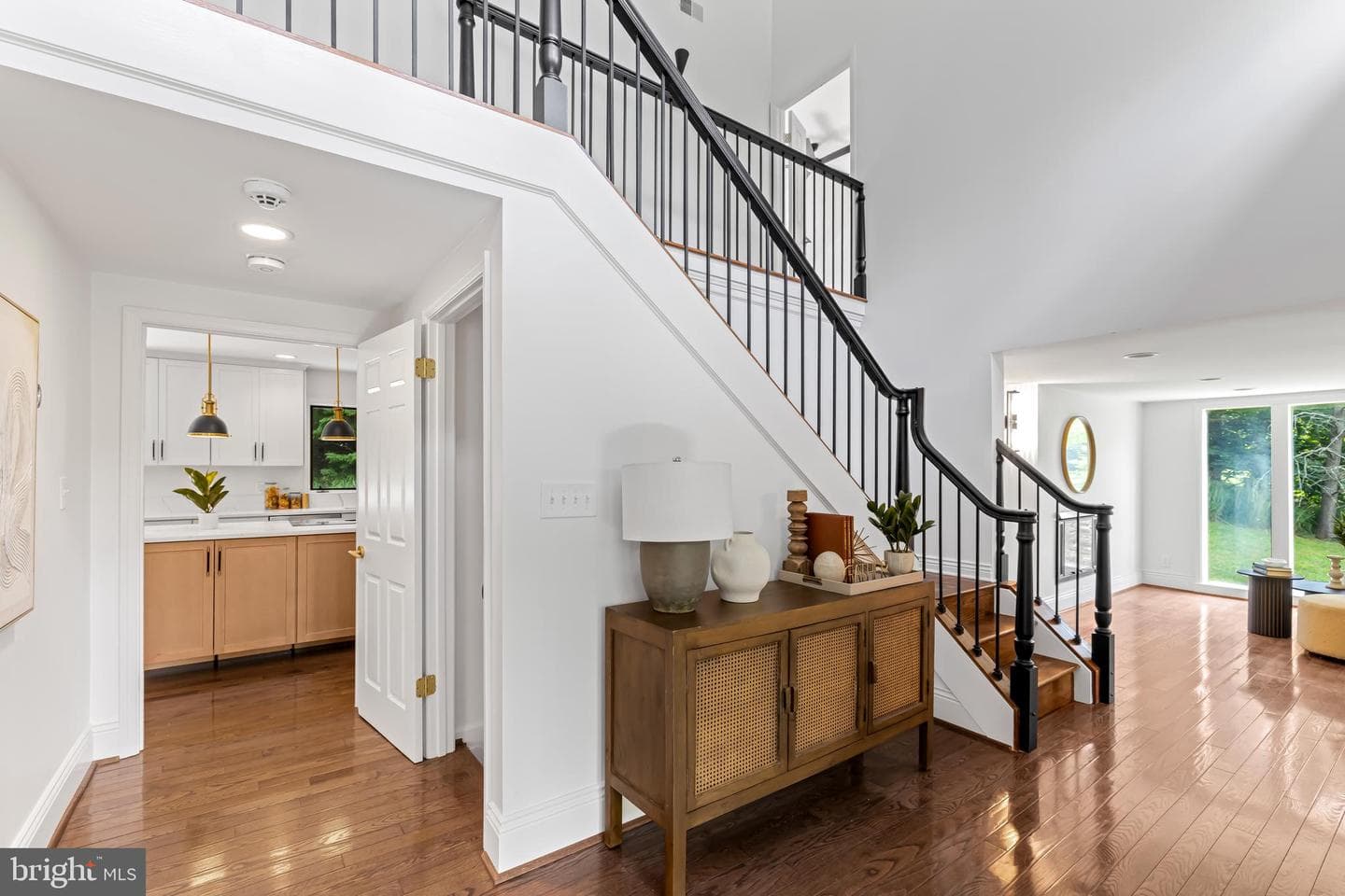 2318 Shaded Brook Drive photo 8