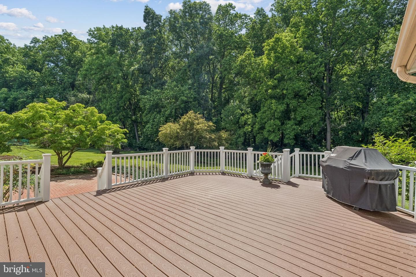 14210 Sawmill Court photo 27