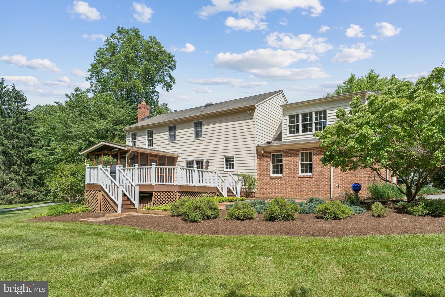 14210 Sawmill Court photo 31