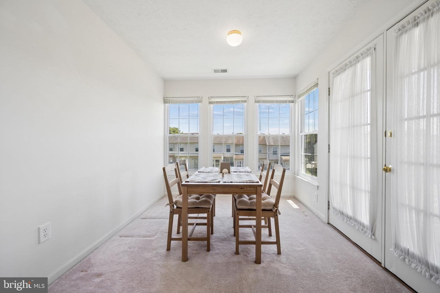 7653 Gladstone Road #5-7653 photo 16