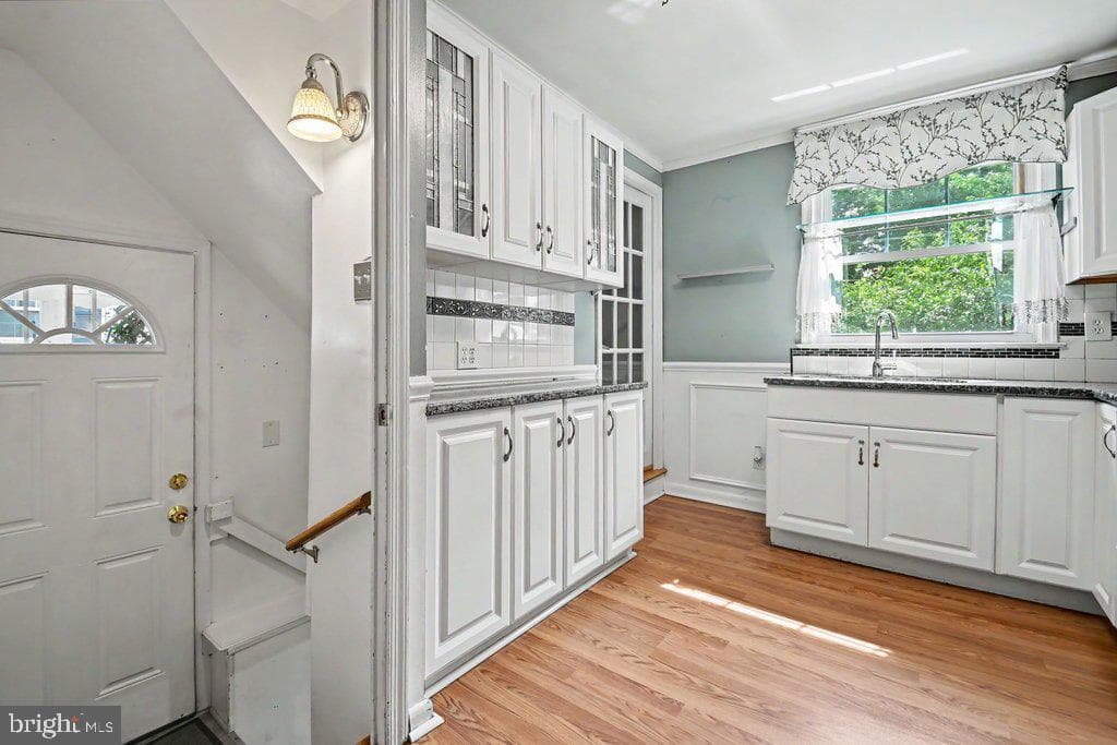 3211 Bryant Avenue photo 16