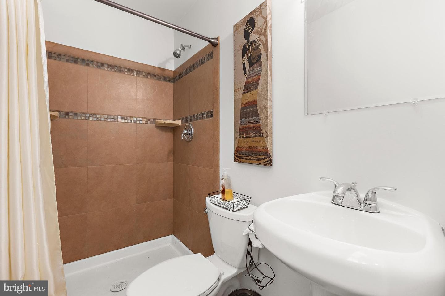 9534 Georgian Way photo 33