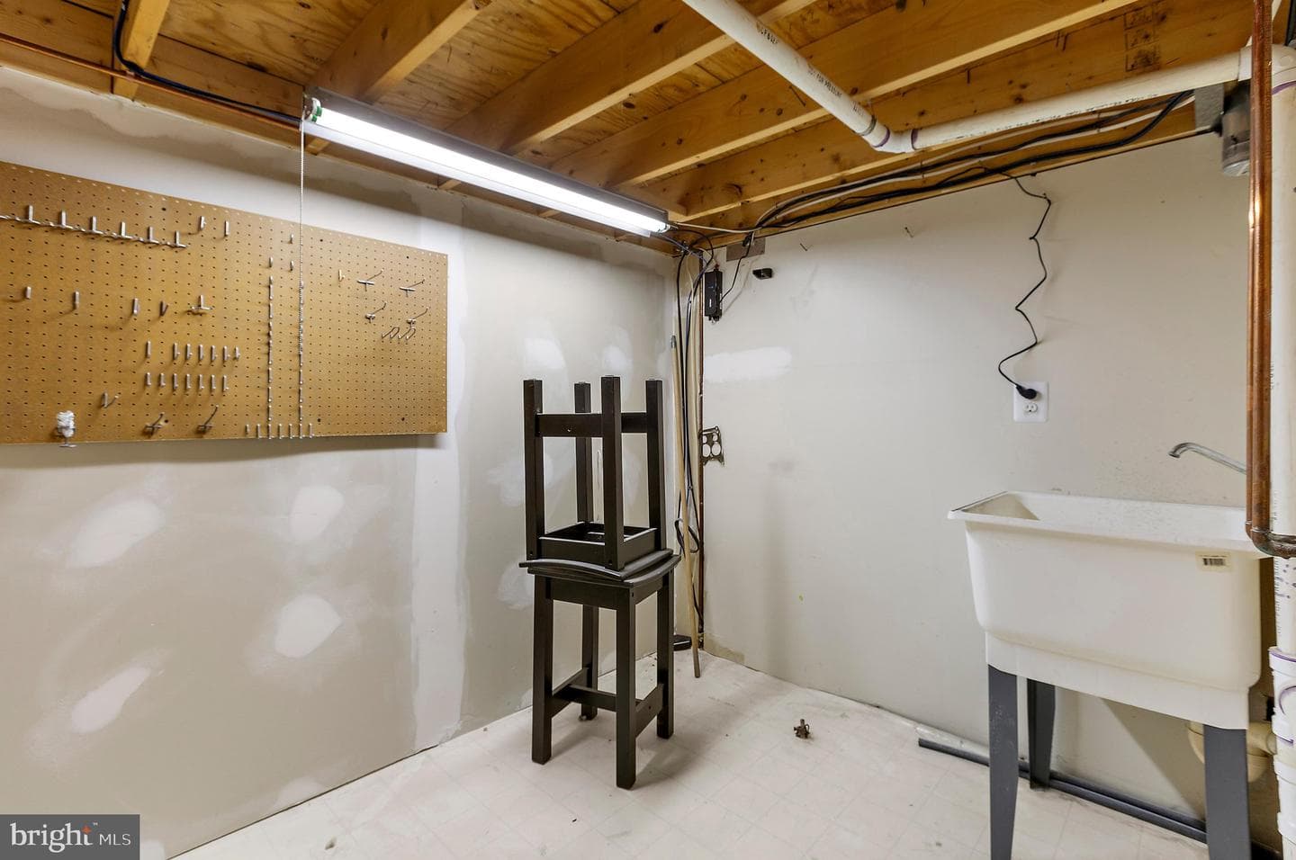 9534 Georgian Way photo 40