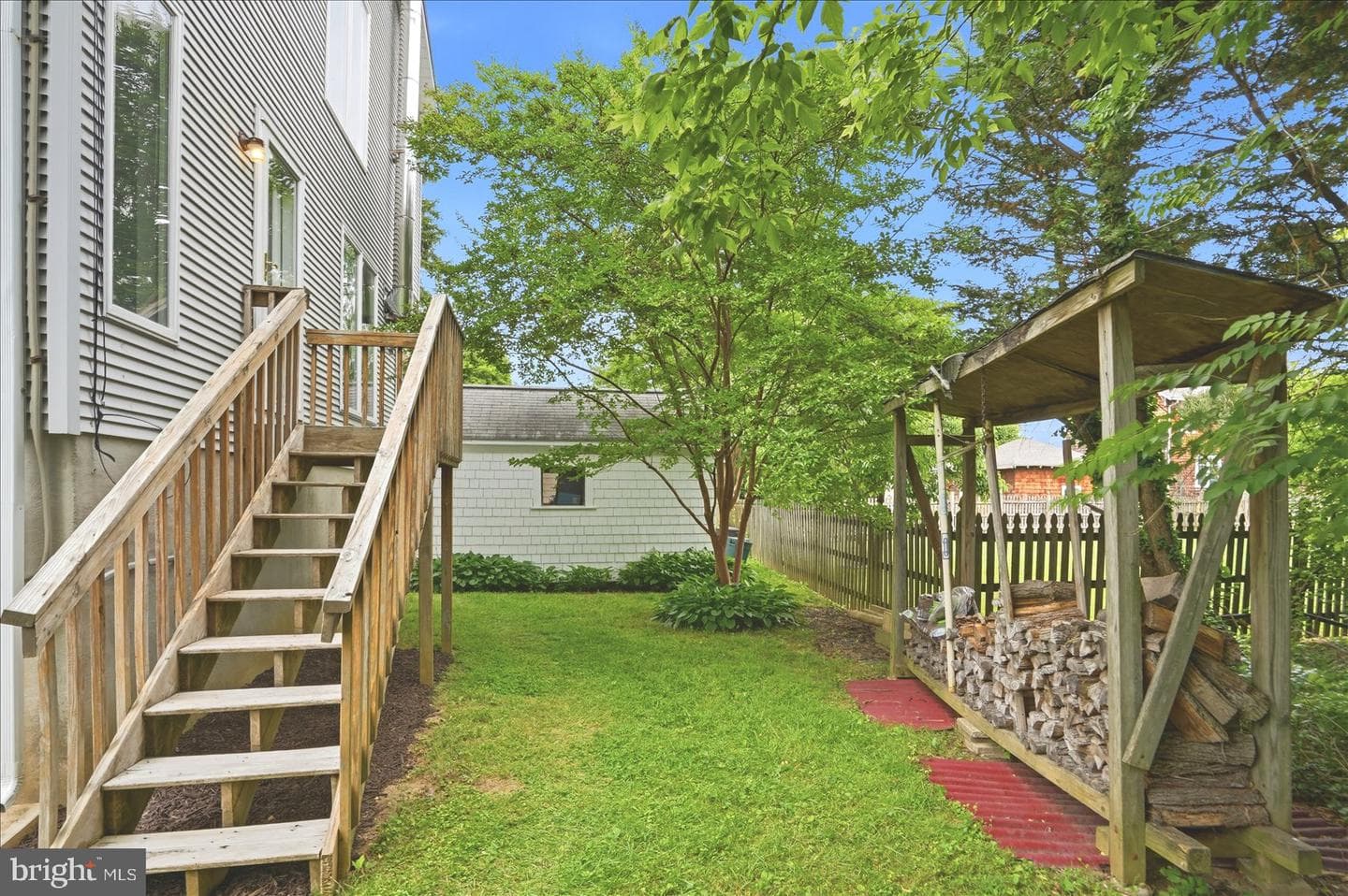 24 Normal Terrace photo 20