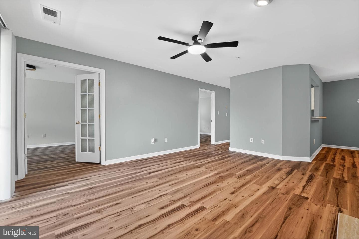 8801 Stone Ridge Circle #201 photo 5