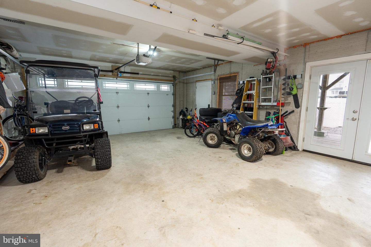 9031 Hinton Avenue photo 30
