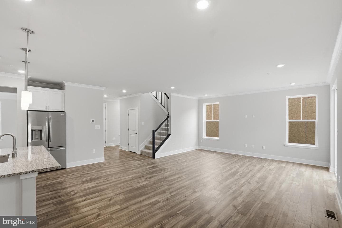 6613 Greenleigh Avenue photo 6