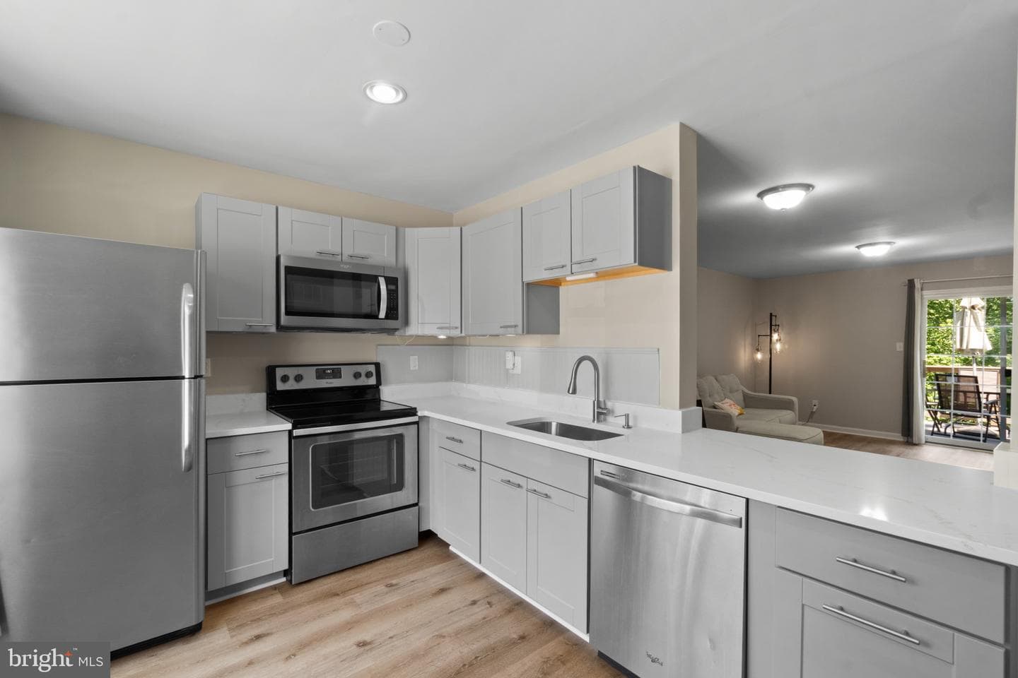 16 Hardwood Drive photo 10