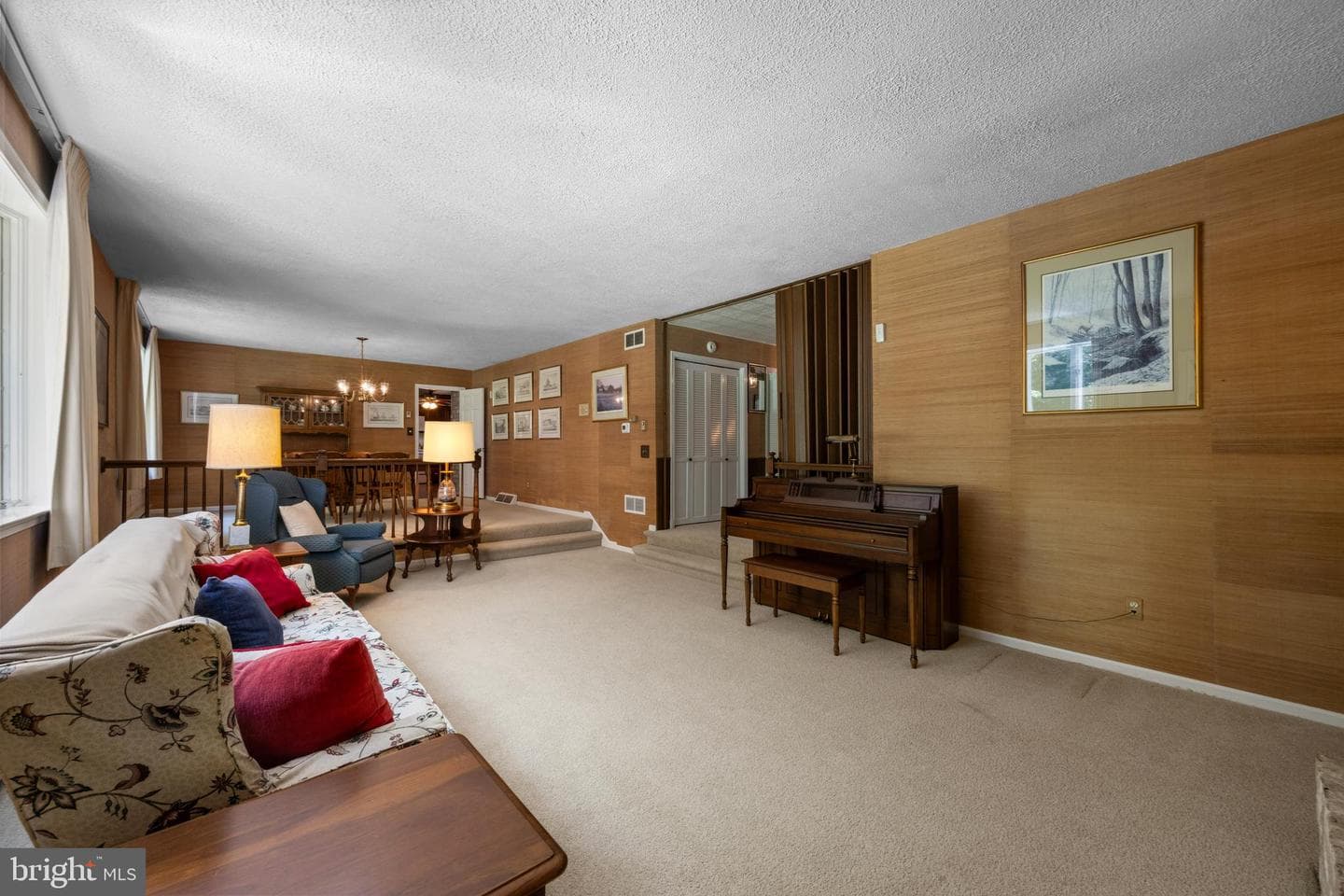 6 Stonehurst Road photo 12