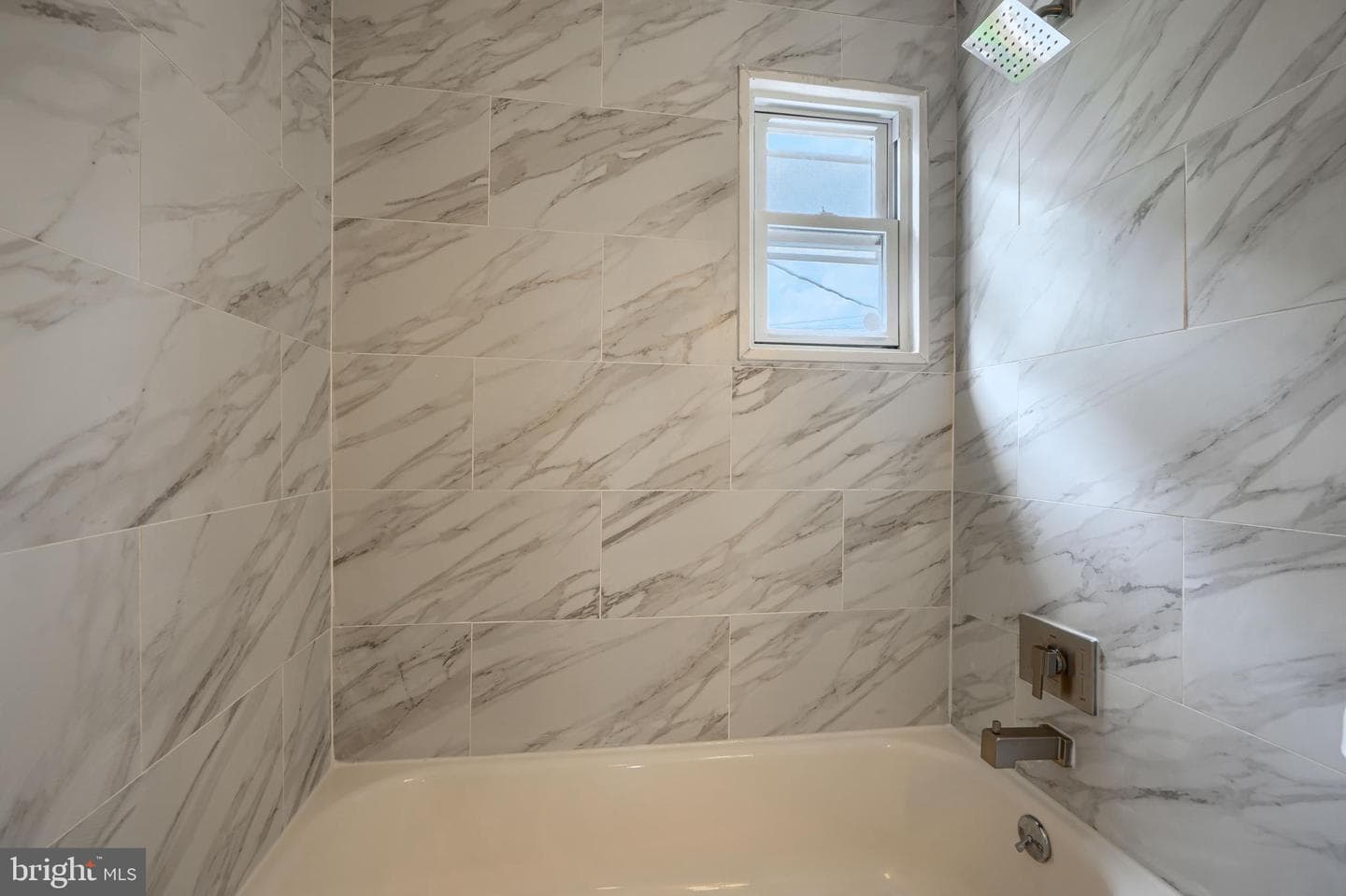 2058 Larkhall Road photo 19