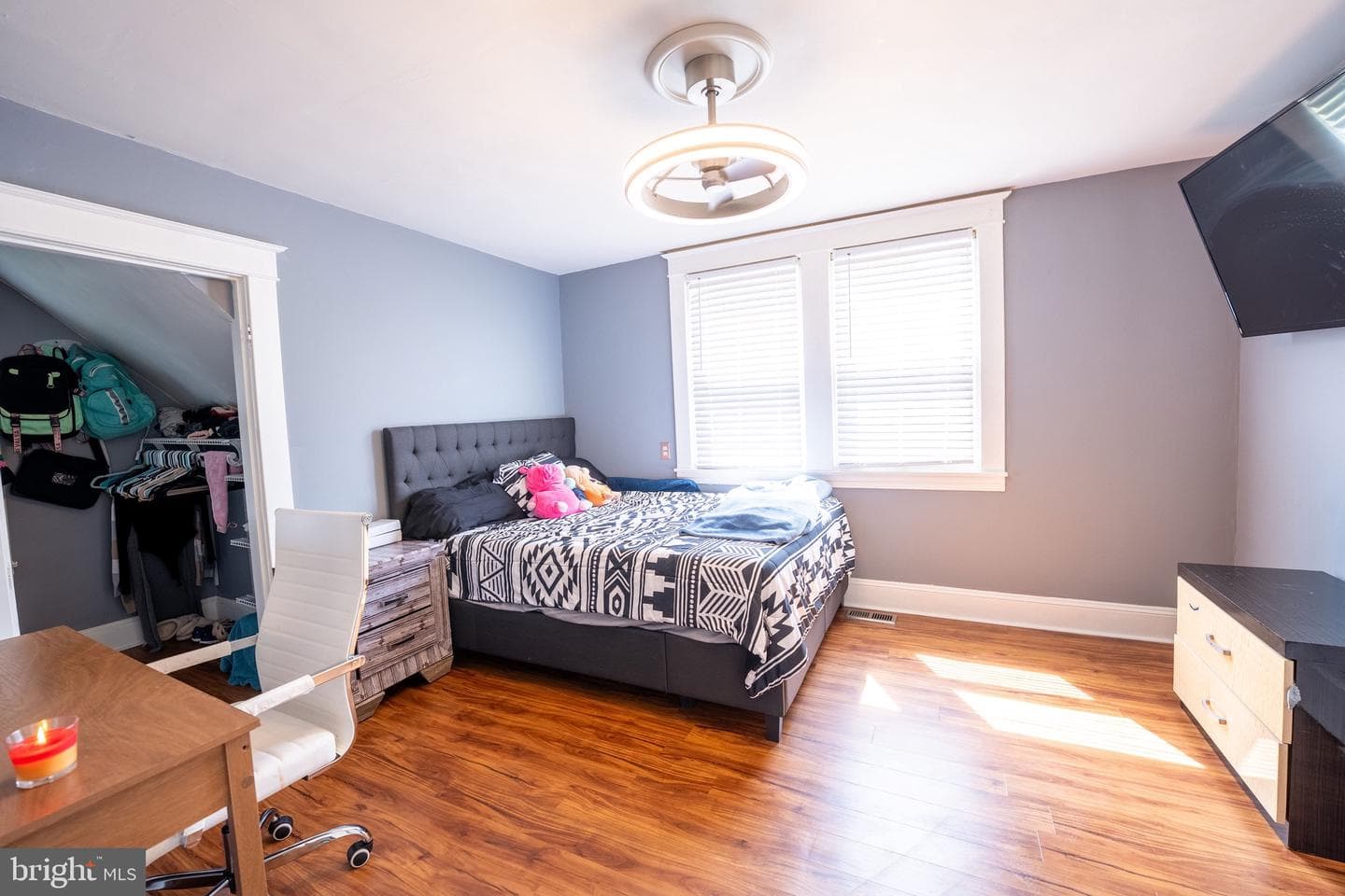 4513 Kenwood Avenue photo 13