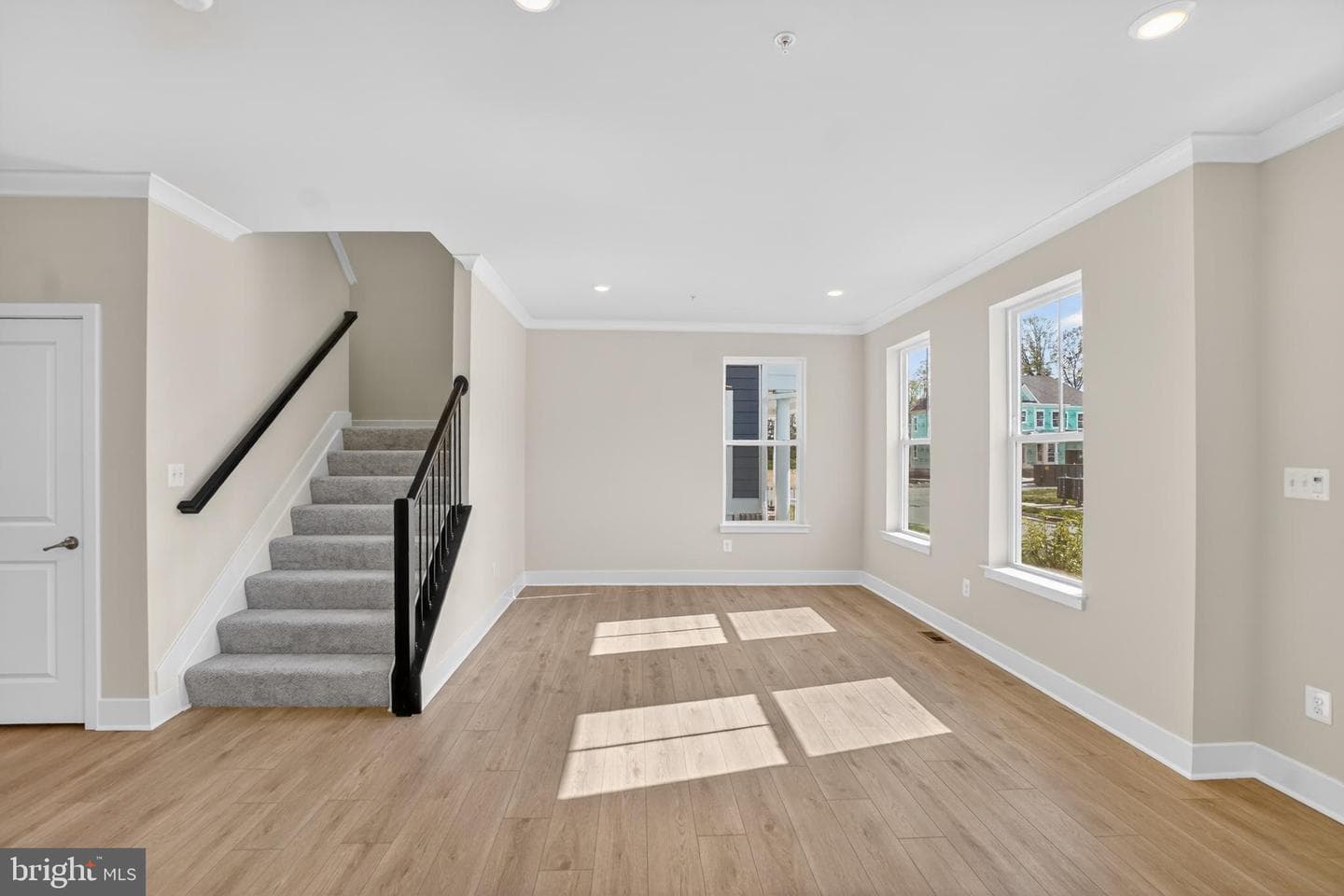 505 Willowshire Street photo 6