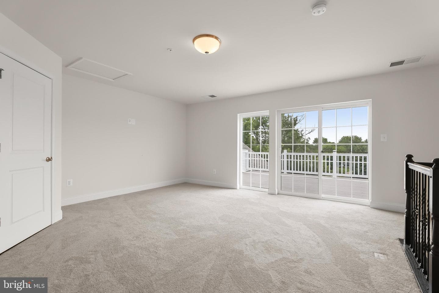 3 Greensborough Road photo 28