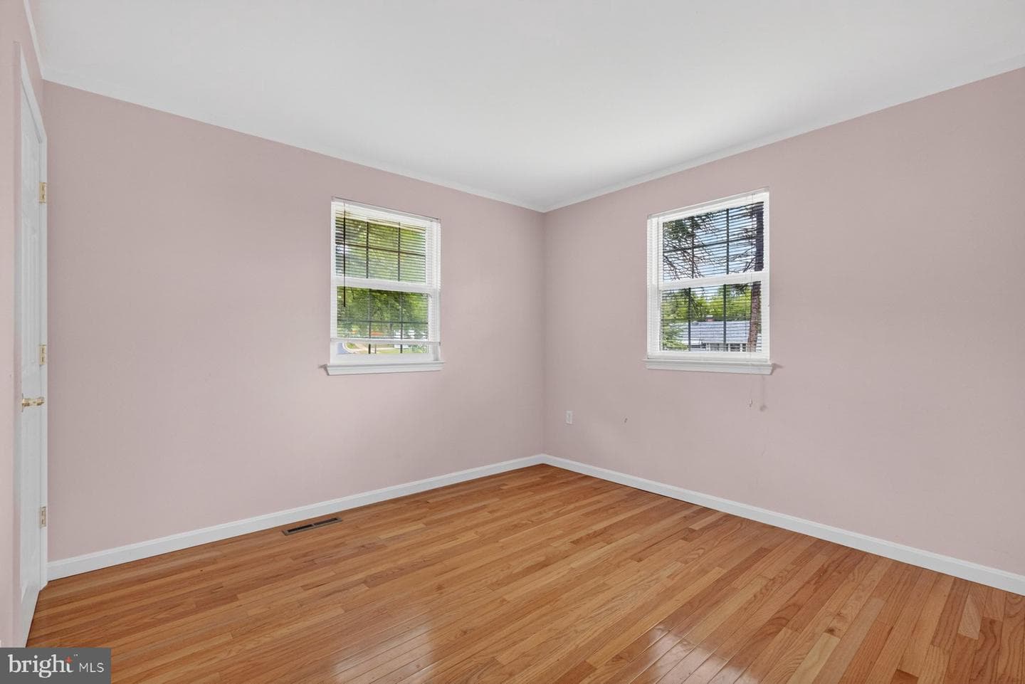 201 Uppergate Court photo 14