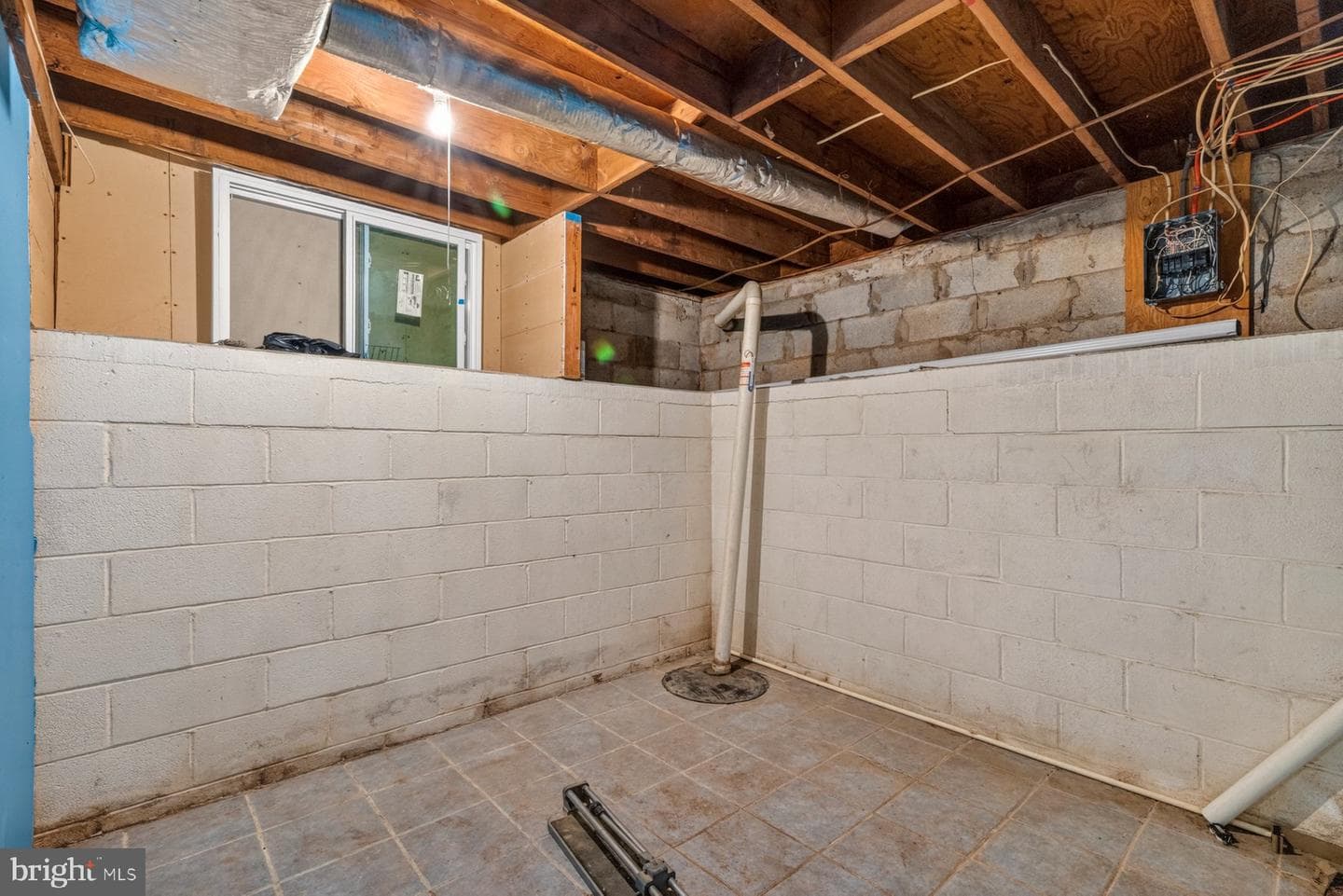 201 Uppergate Court photo 21