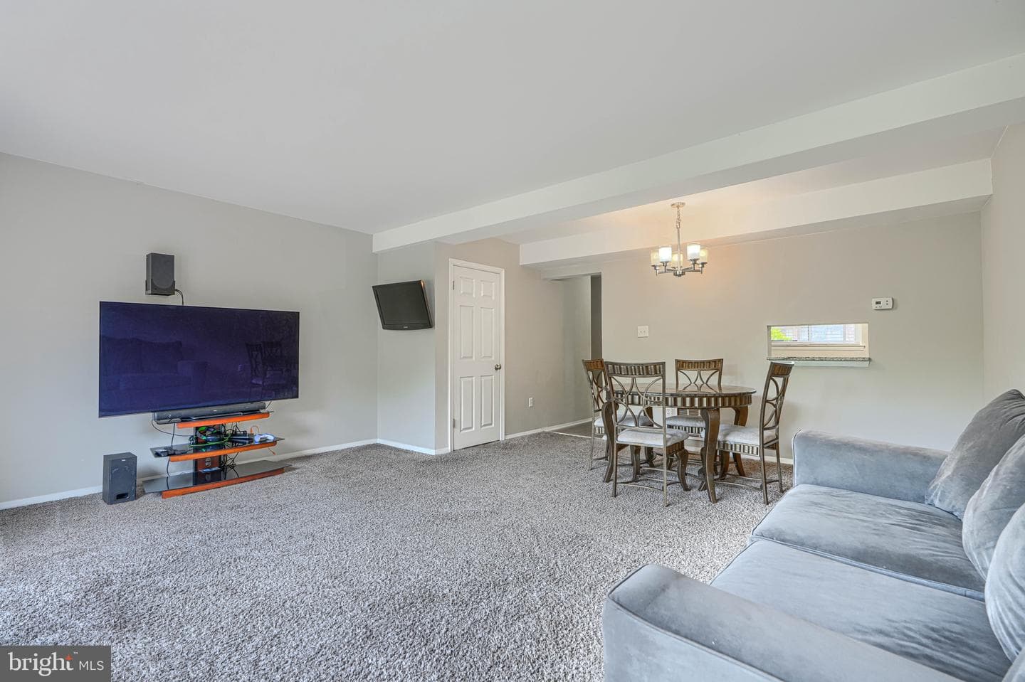 127 Bourbon Court photo 9
