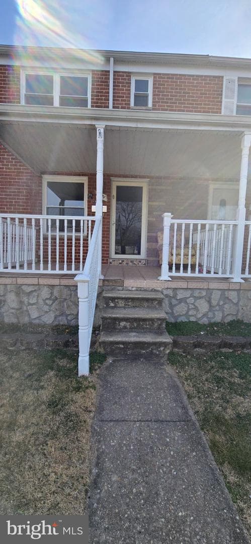 1031 Foxwood Ln, Essex