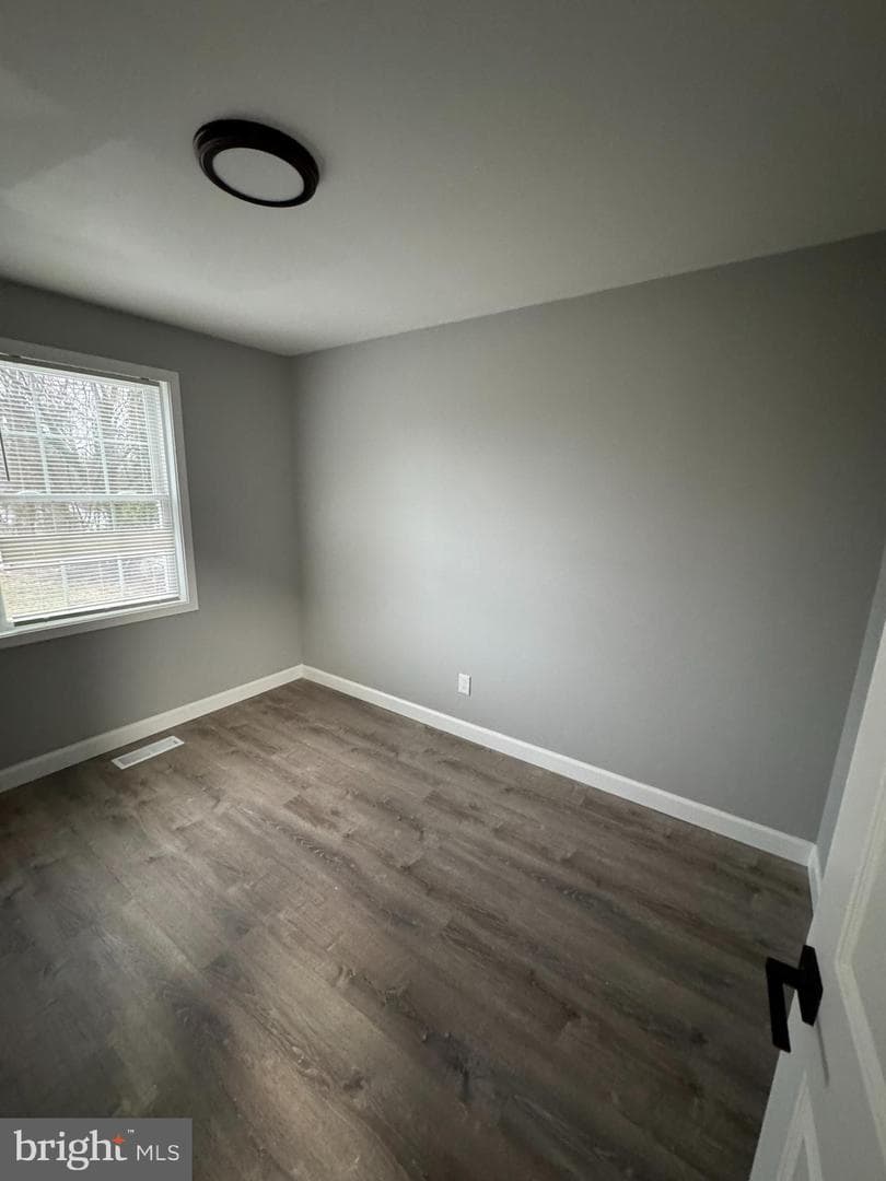4932 Old Court Road photo 3