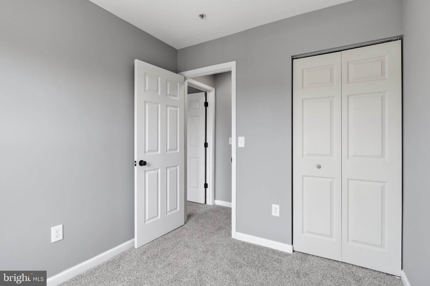 4 Blue Spire Cir photo 23