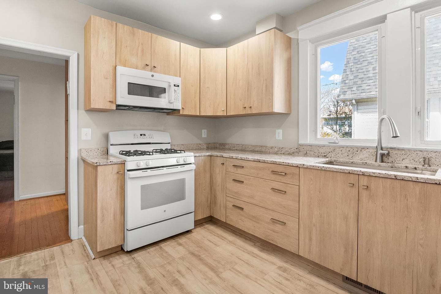 3216 Marnat Road photo 13