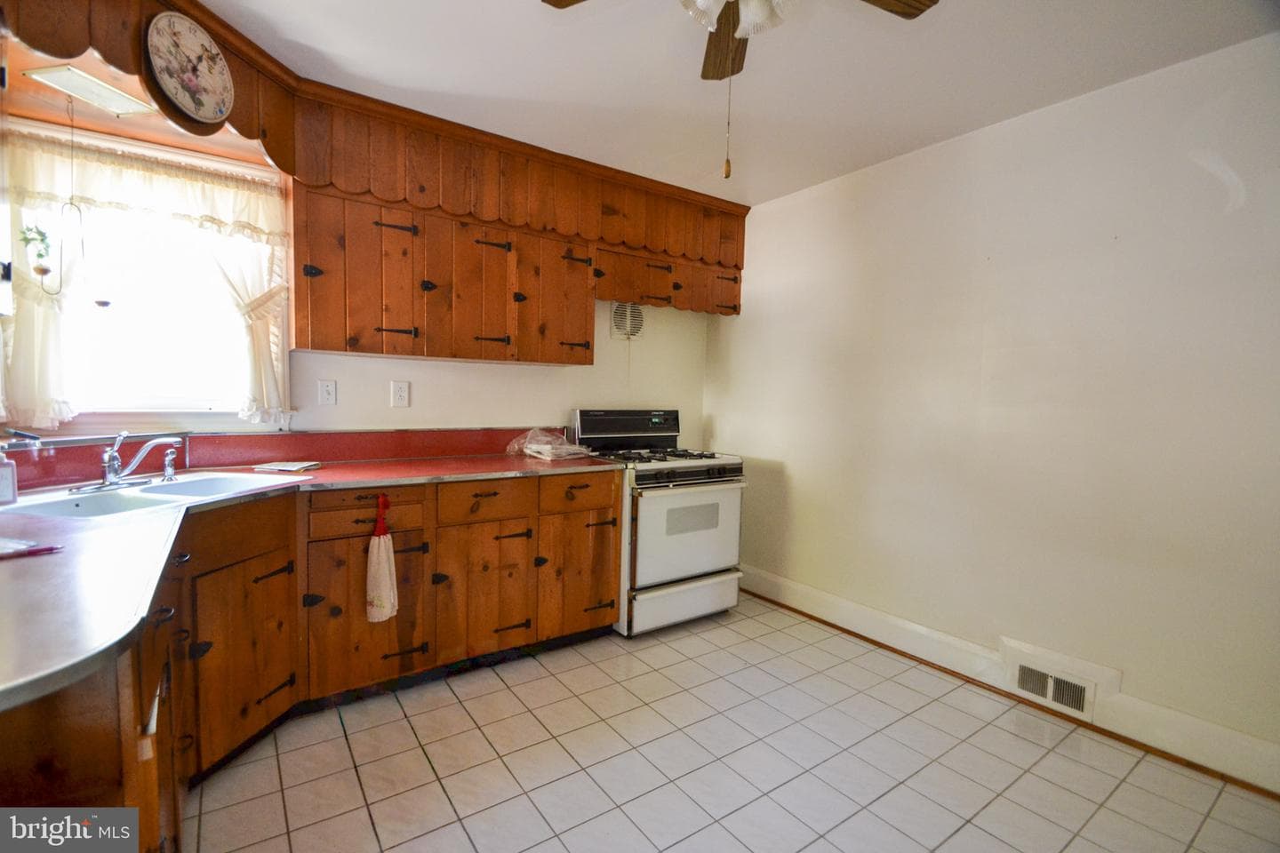 1524 Orlando Road photo 8