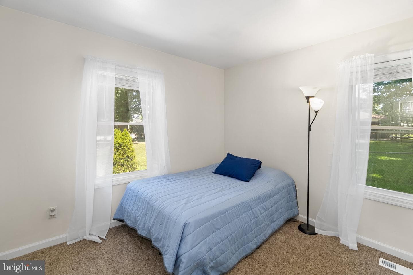 803 Greenview Court photo 15