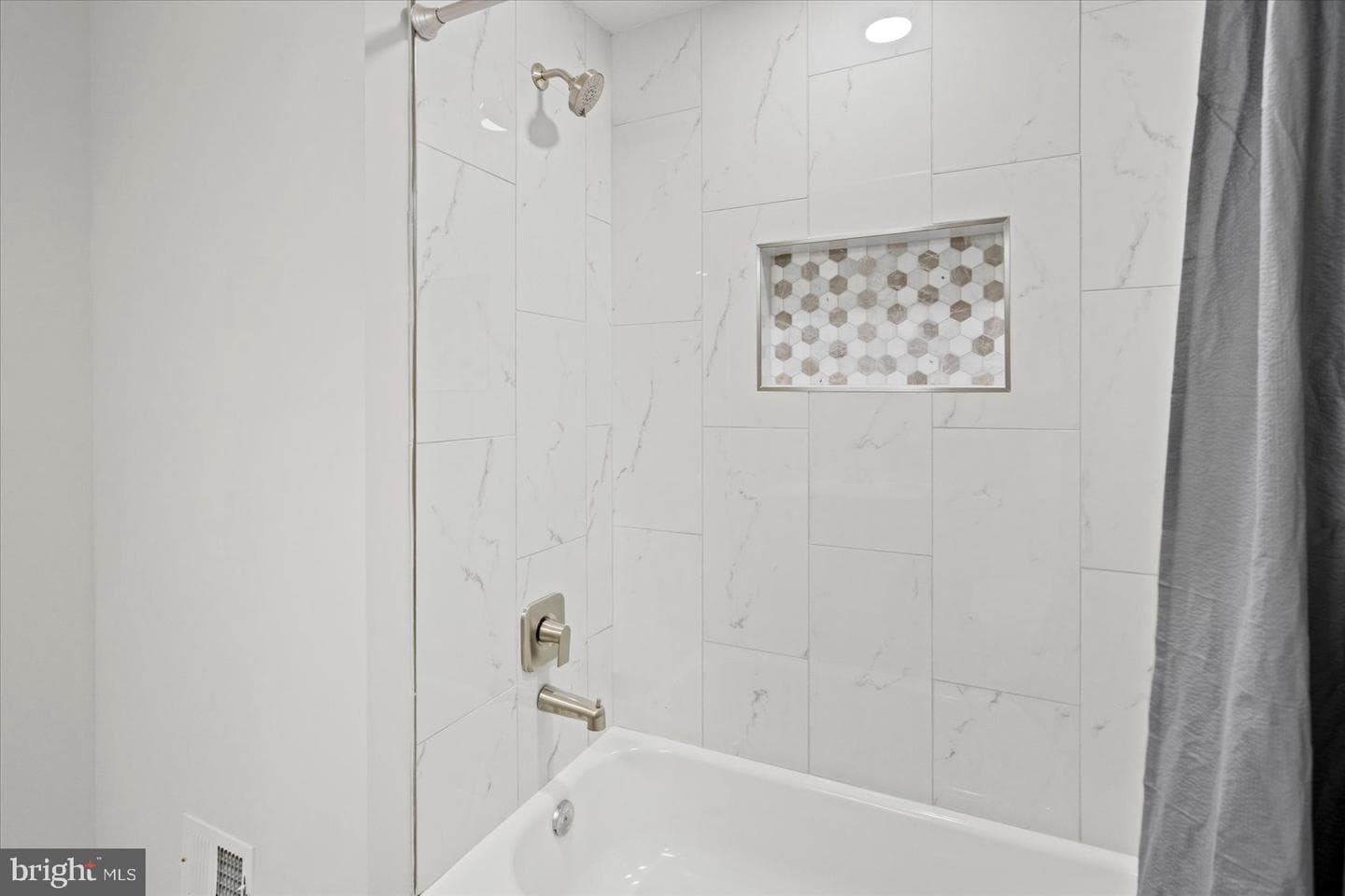 1815 Dunwoody Road photo 21