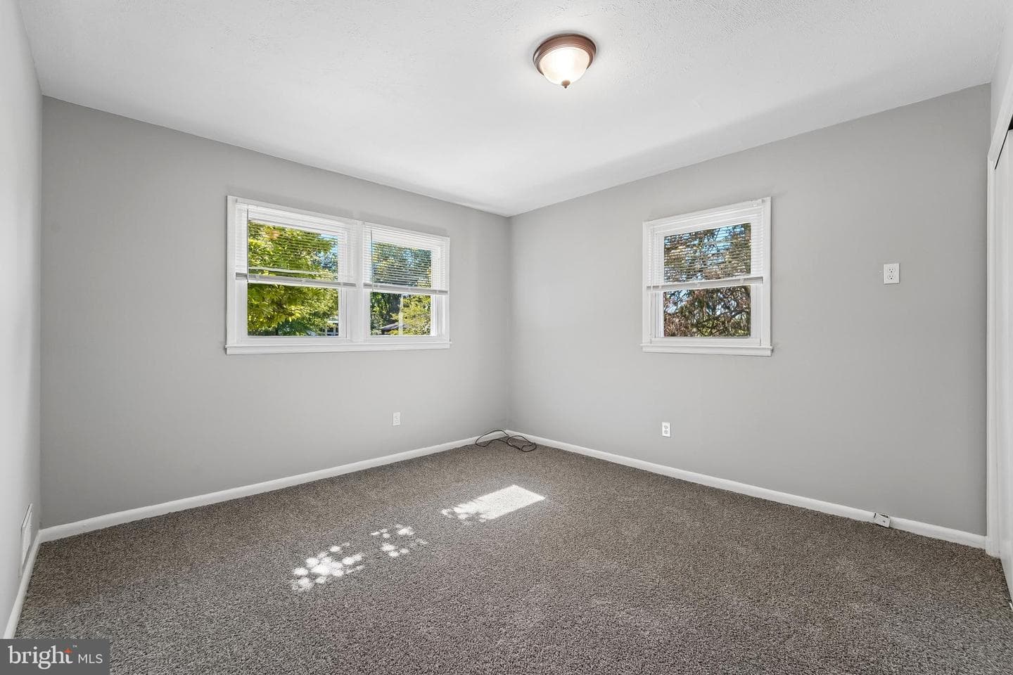 7610 Knollwood Road photo 23