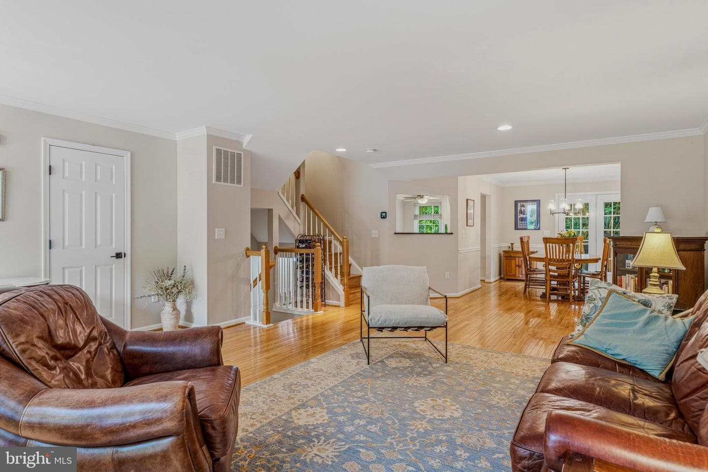 37 Farnham Way photo 6
