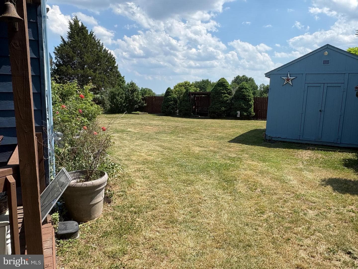 1021 Fredonia Court photo 20
