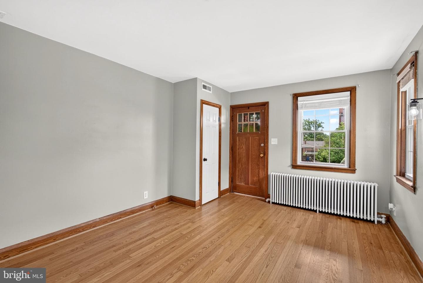 104 W Elm Avenue photo 5