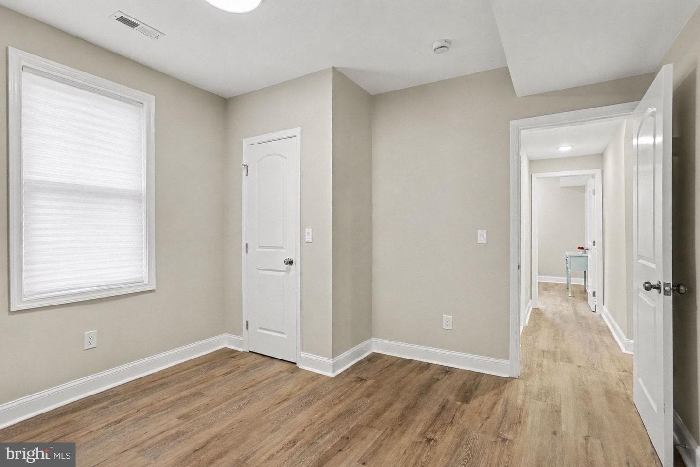125 Leslie Avenue photo 10