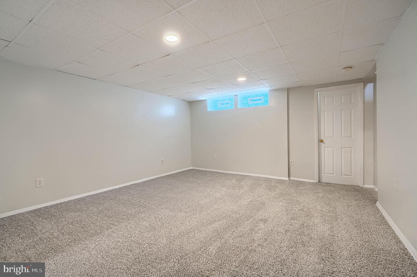 6190 Radecke Avenue photo 32