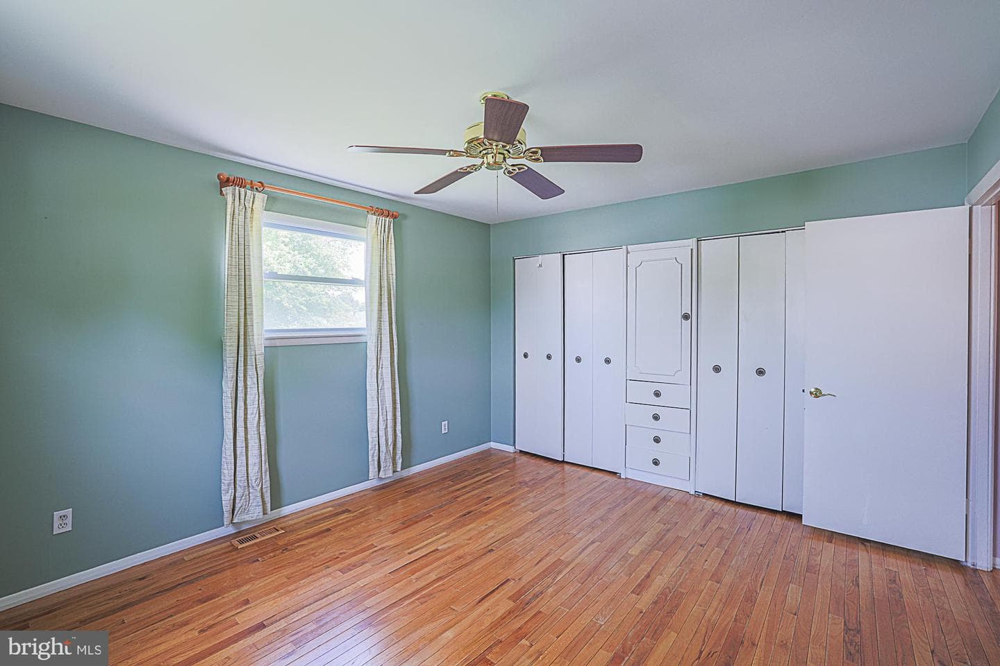 9106 Sandra Park Road photo 31