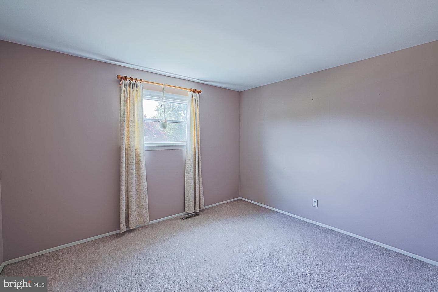 9106 Sandra Park Road photo 38