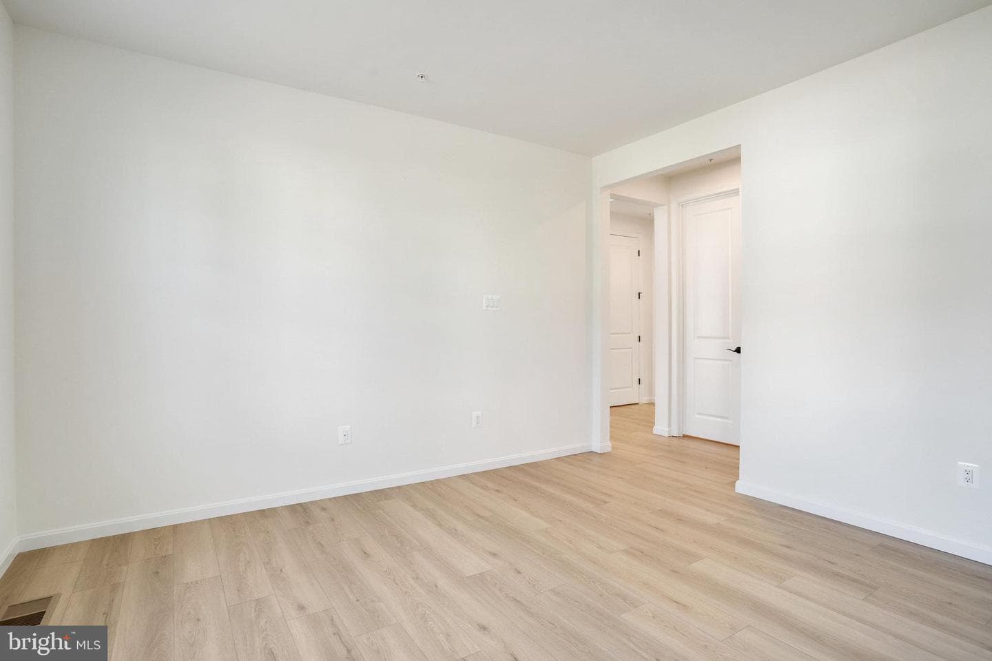 5715 Charlies Way photo 10