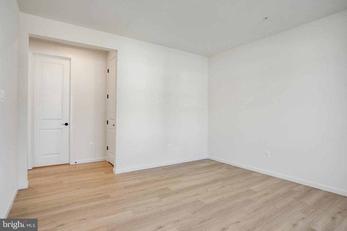 5715 Charlies Way photo 11